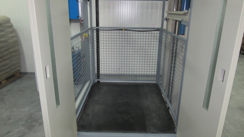 triplex_yu_lift_malina_impex_7.JPG