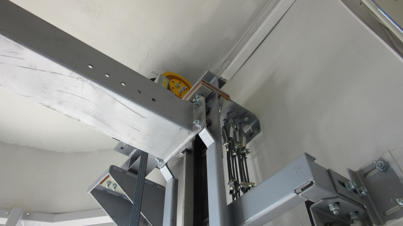 triplex_yu_lift_montaza_navip_5.JPG
